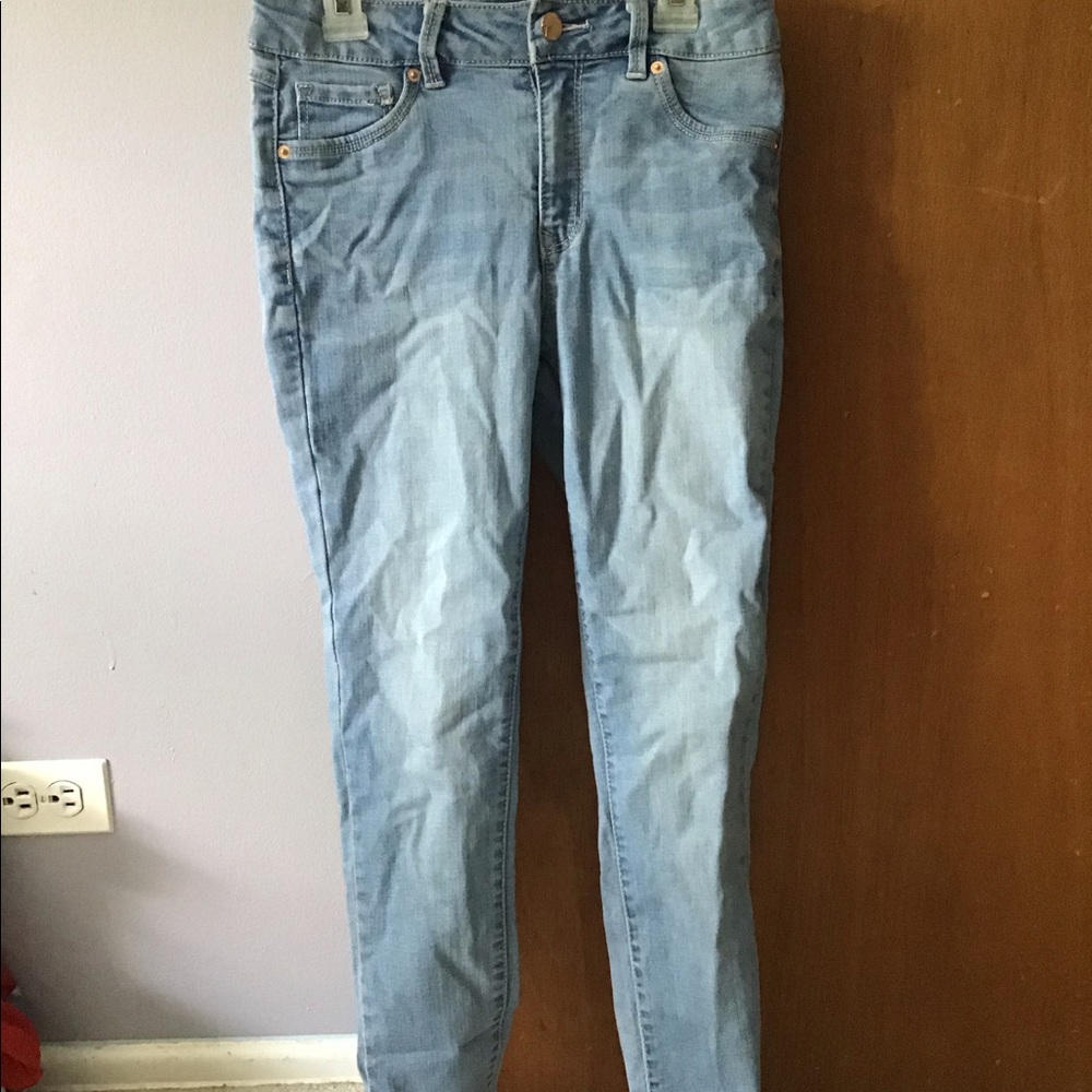 Blue skinny jeans